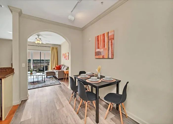 2Br Condo With Hot Tub And Pool, Near Disney!