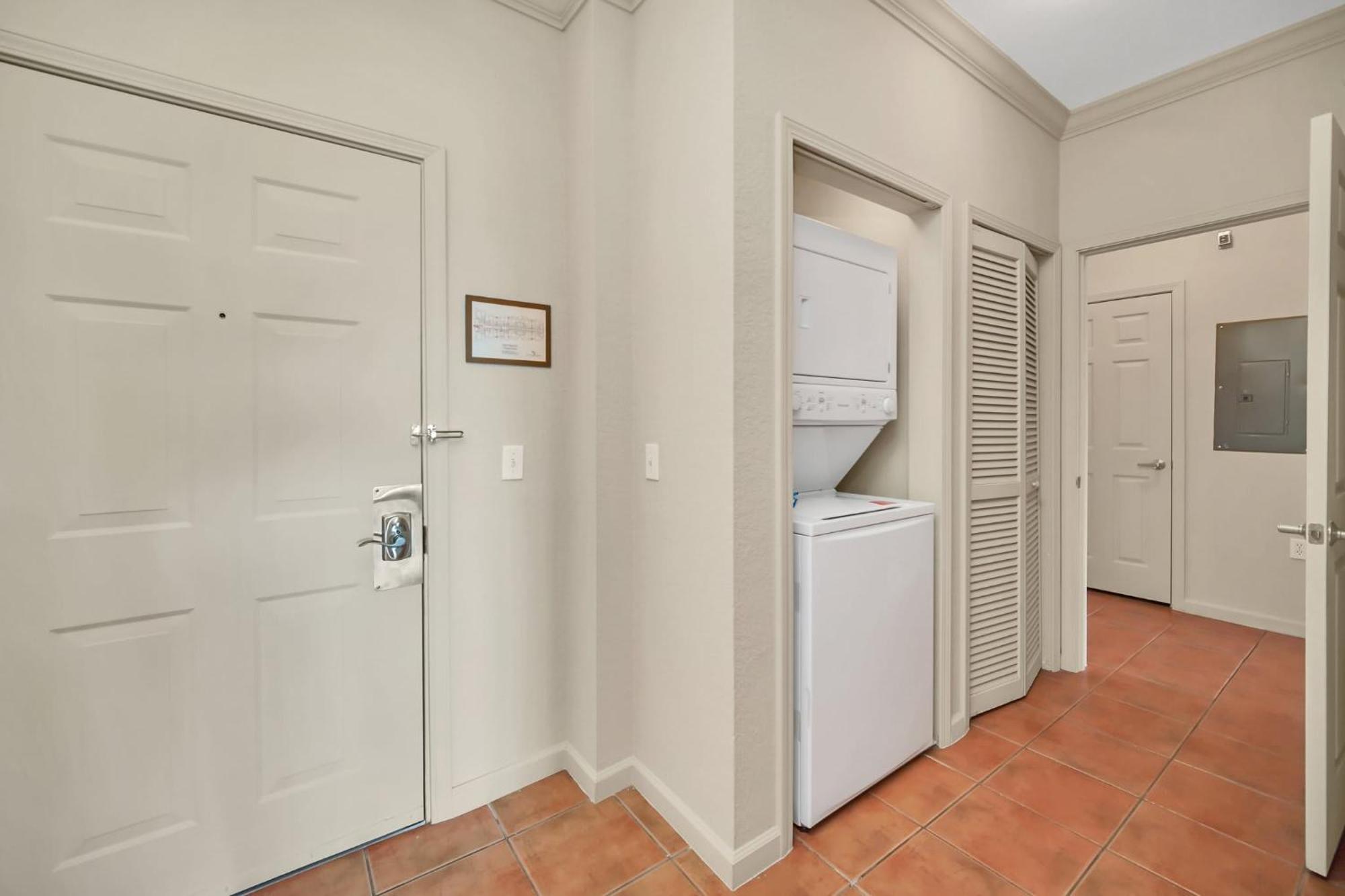 2br With Hot Tub And Pool, Near Disney! Hébergement de vacances *